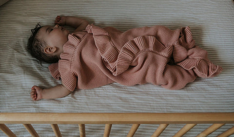 Bundl Organic Vintage Rose Frill Blanket