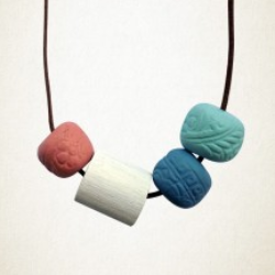 Shonah Hand painted clay pendant - Neapolitan Homewares